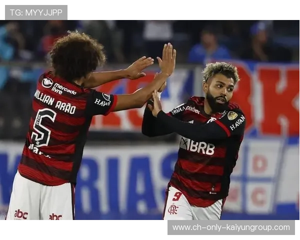 传中被挡随后补射补点改写比分——一场激情四溢的足球经典