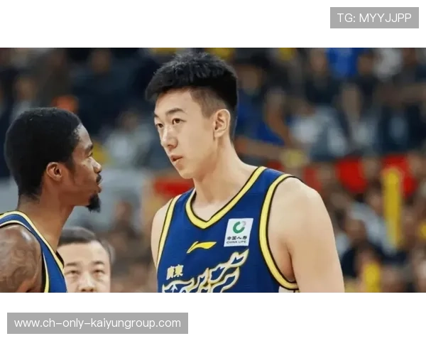 广东宏远再度逆势夺冠，夺冠希望再燃！，广东宏远夺冠合照